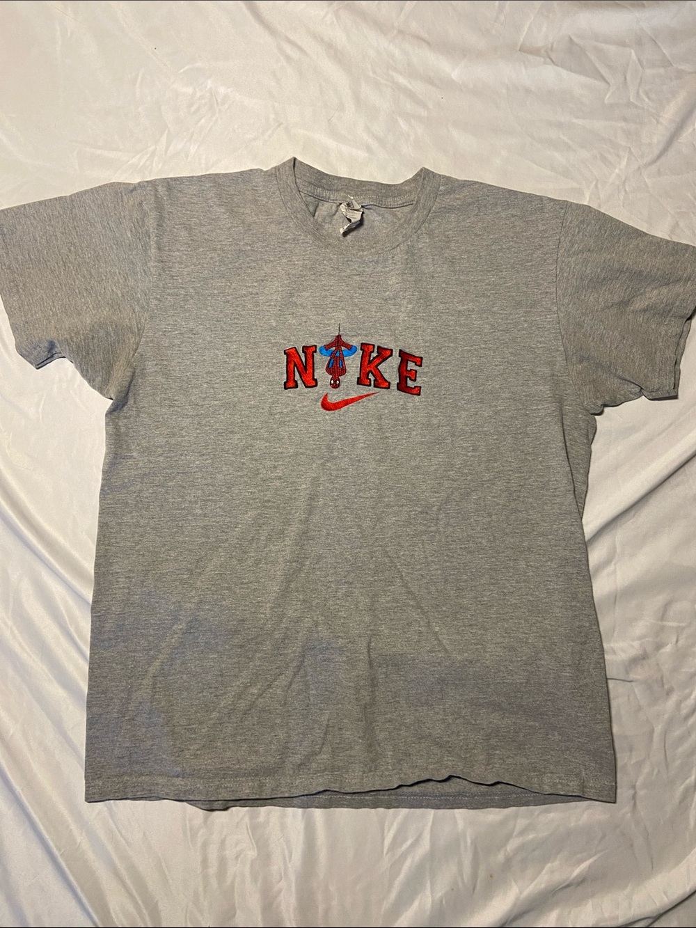 Gildan Nike Embroidered Spider-Man Gray Short-Sleeve Tee